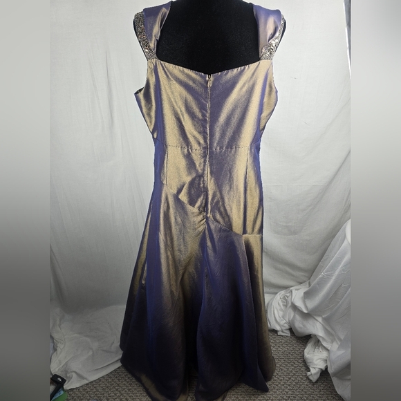 Alex Evenings Iradesent Purple & Gold Sleeveless Evening Gown W/Wrap Sz 16 - Picture 8 of 15